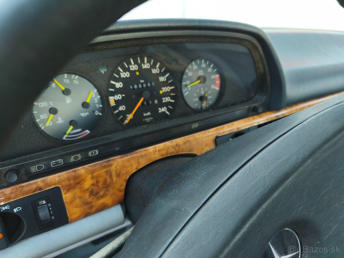 Mercedes - Benz 380 SEC - 7