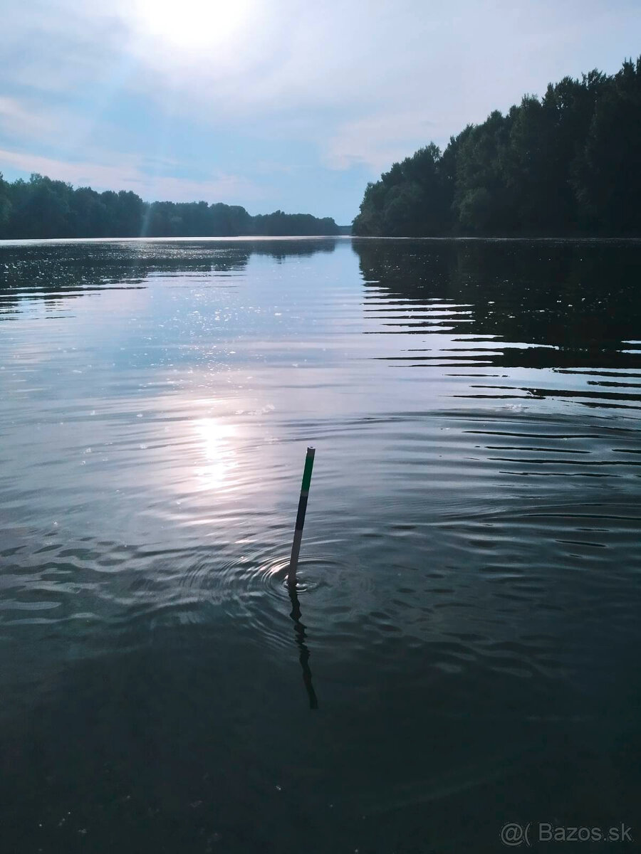 Tyčová bójka šróbovacia - 7