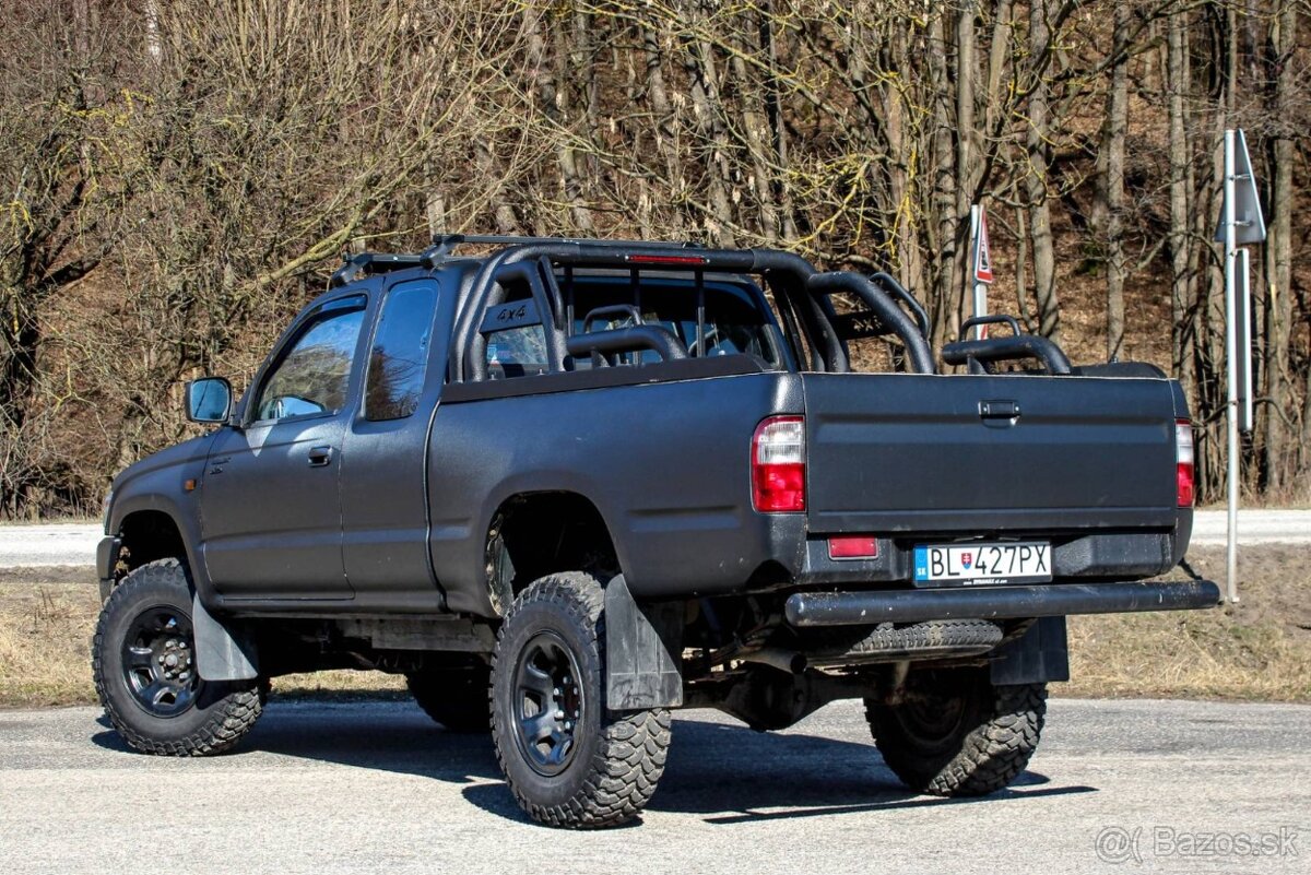 Toyota Hilux 2.5 D-4D Double Cab 4x4 - 7