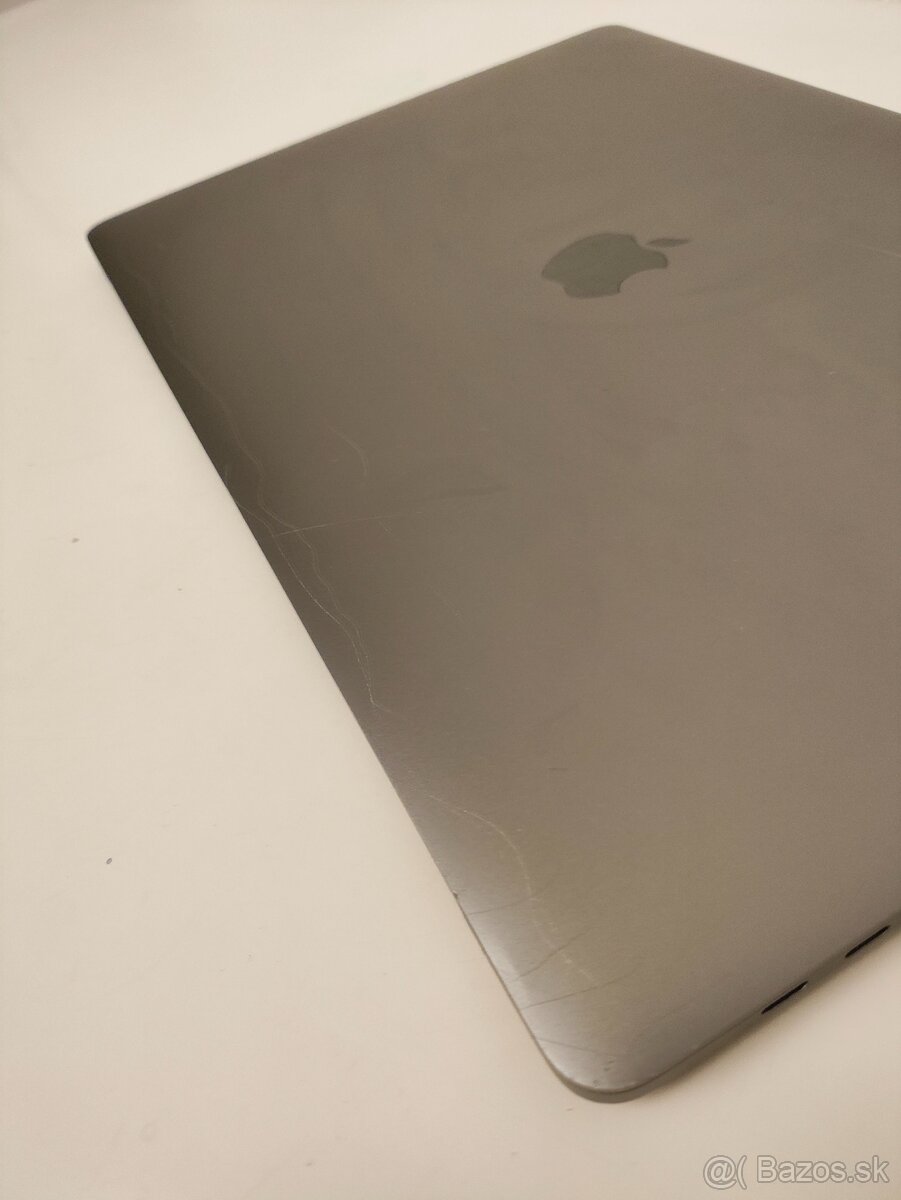 Apple MacBook Pro 15 (2018 A1990) | Intel Core i7 • 32 GB RA - 7