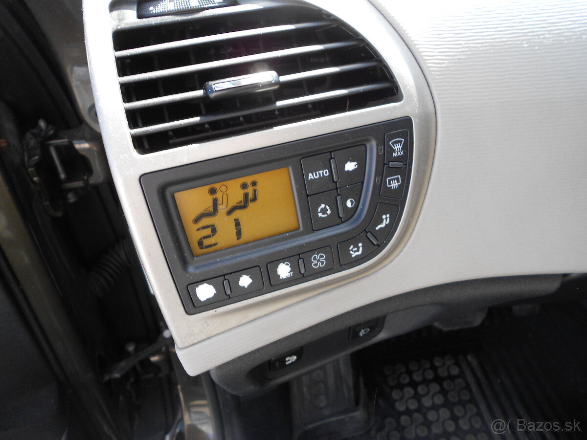 Citroen C4 Picasso 2,0Hdi AT 2012 - 7