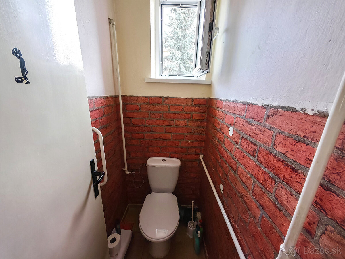 Veľkometrážny 2-IZB.  BYT, 69 m2,  Baťov dom, Partizánske - 7