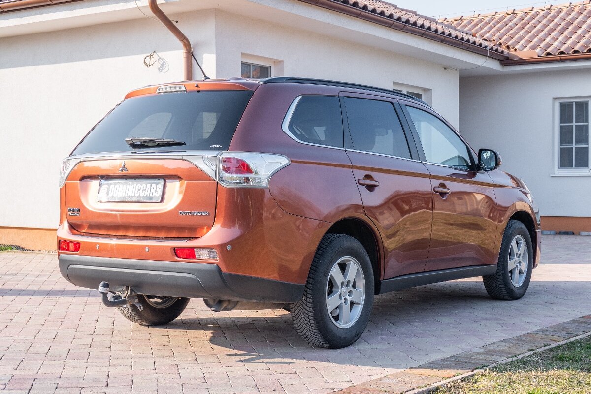 Mitsubishi Outlander 2.0 MIVEC 4x4 automat - 7