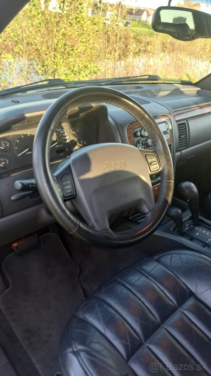 Predam krasny Jeep Grand Cherokee - 7