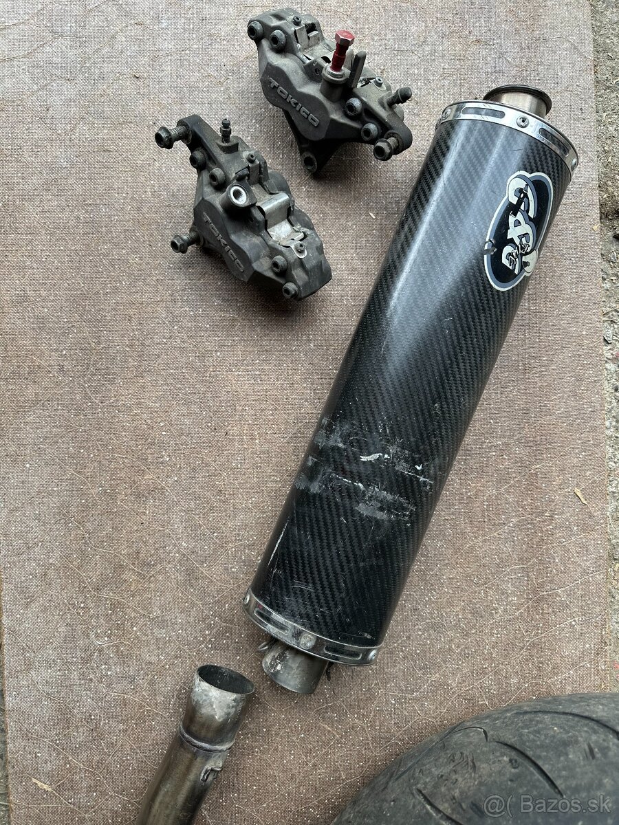 Predám SUZUKI GSXR 600 STUNT - 7