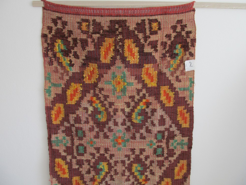 Predám staré cca 60 ročné ručne tkané závesy na stenu. - 7