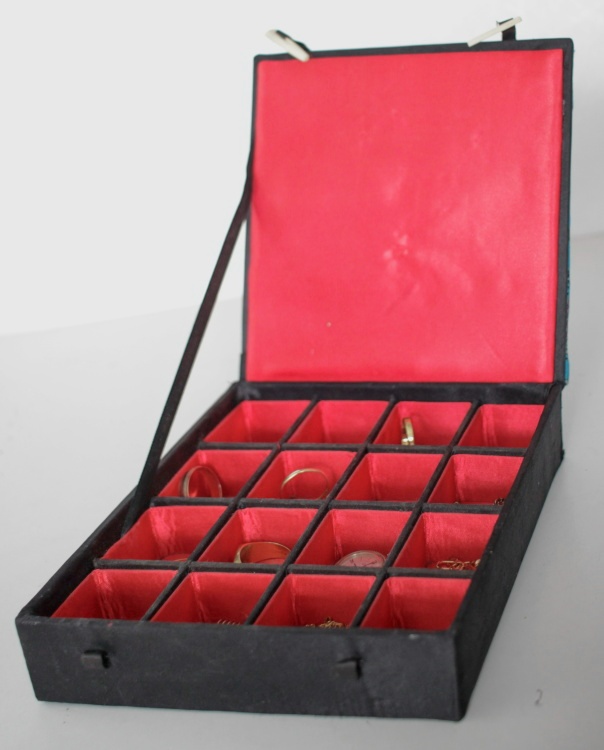 Krabička na šperky, nerasty a pod. - 7