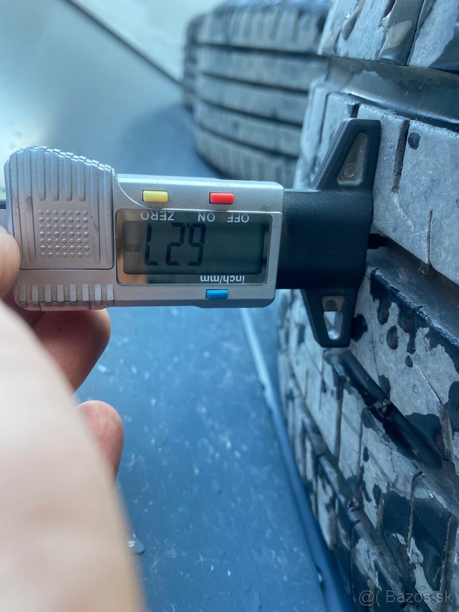 Letná sada 225/55 R17 pre BMW - 7