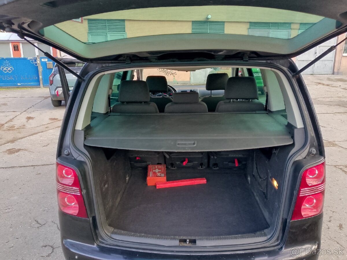 Volkswagen Touran 1, 9 TDI - 7