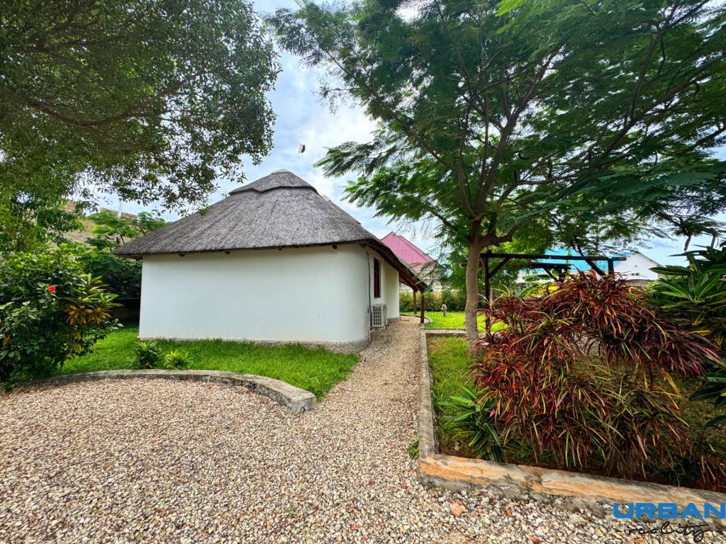 NA PREDAJ ROZPRÁVKOVÝ BUNGALOW NA ZANZIBARE - 7