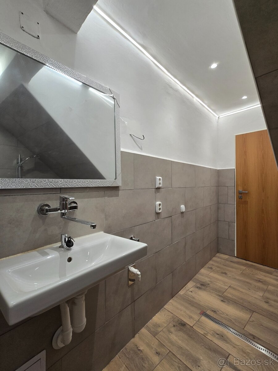 Ponúkam na prenájom 1 izbový byt v Kežmarku - 7