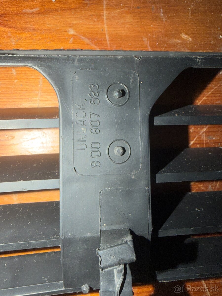 Audi A4 / S4 B5 (8D) – spodná predná mriežka do nárazníka - 7