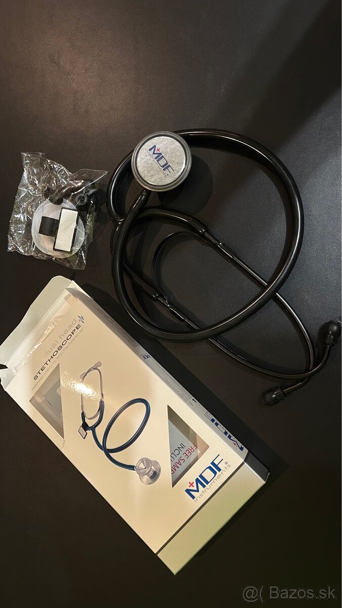 LF UPJŠ - materiály, knihy (VL, ZL), fonendoskop - 7