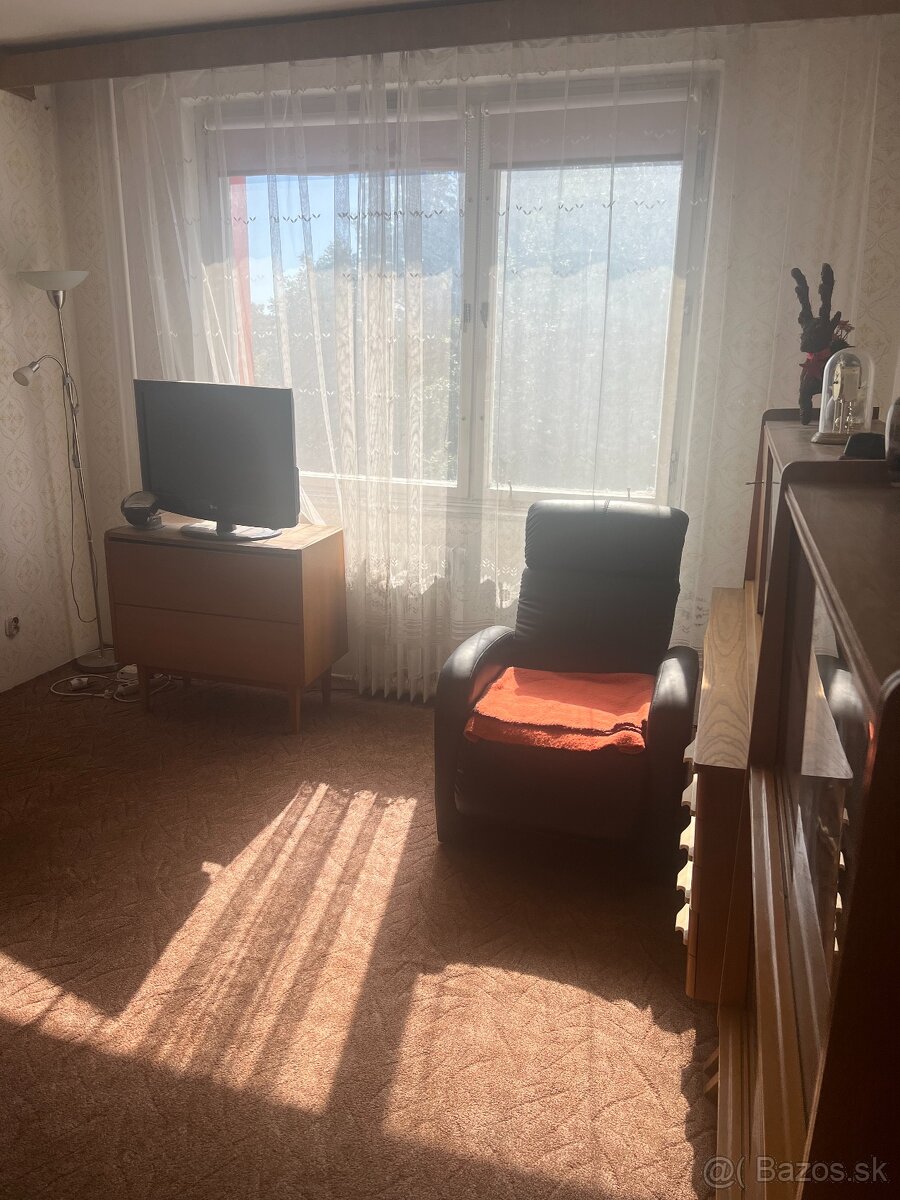 Predaj 4 - izbový byt Piešťany - 7