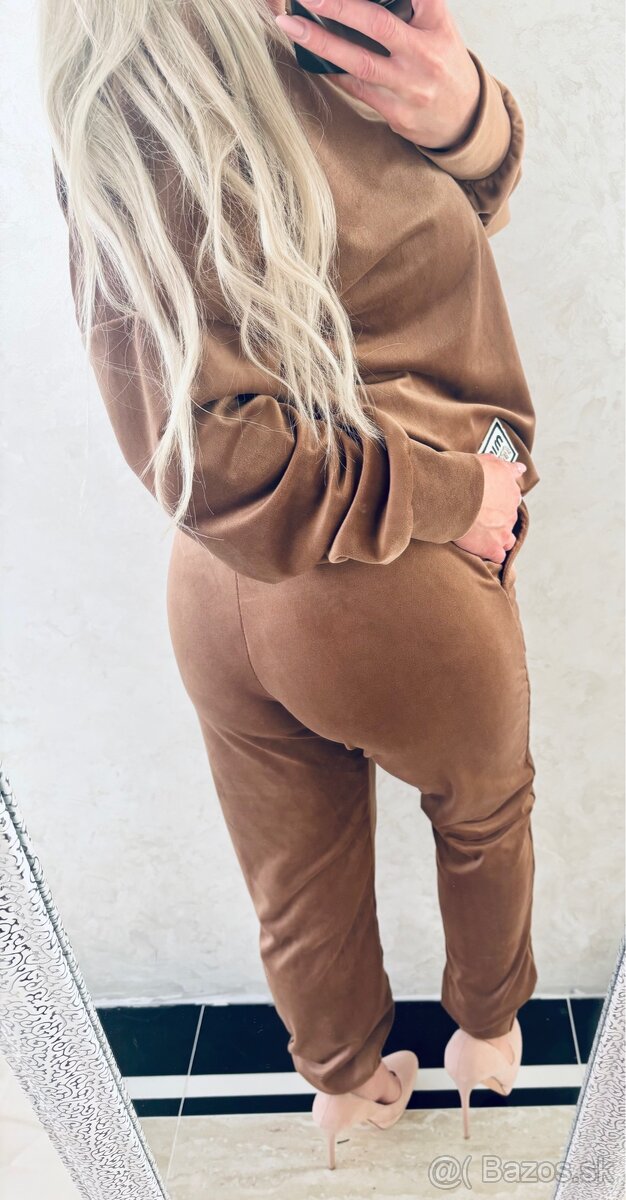 Talianska velurova suprava Min caramell - 7