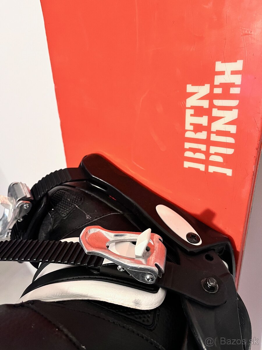 Predam snowboard Burton s viazaním aj topánkami - 7