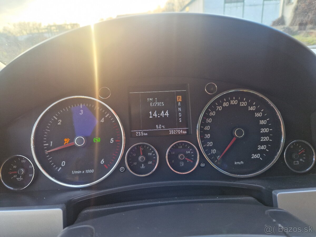 Volkswagen touareg 3.0 tdi - 7