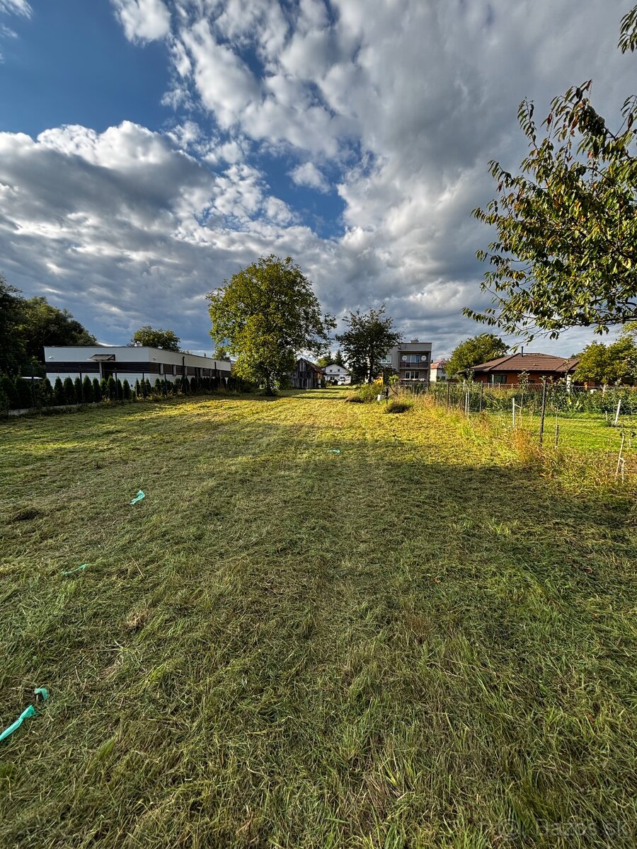 Predám pozemok Tisinec - 7