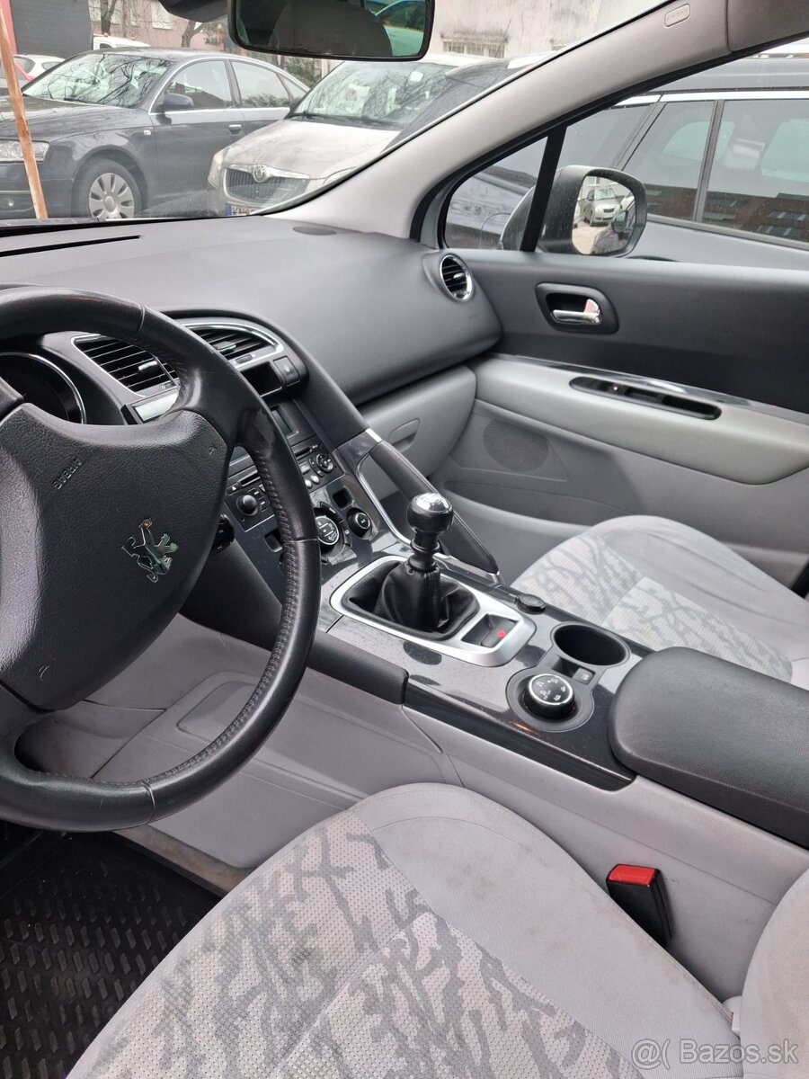 Peugeot 3008 1.6HDi - 7