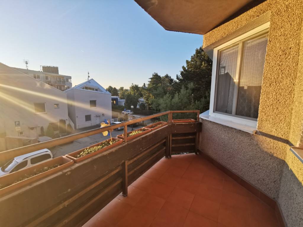 BabonyTRE I Prenájom čiastočne zariadený 4-izbový byt, Priek - 7