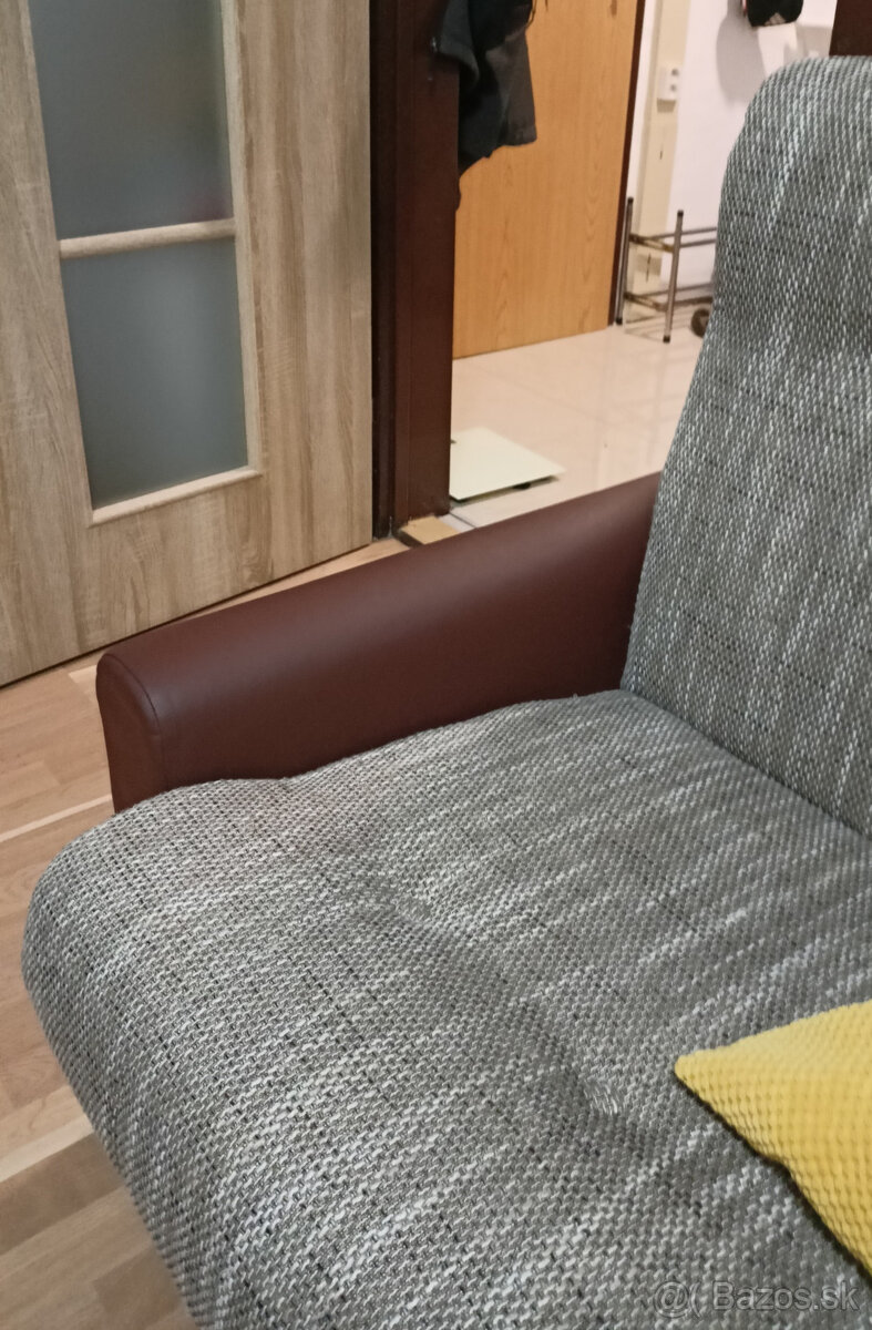 Čalúnená rozkladacia pohovka – spanie + úložný priestor - 7