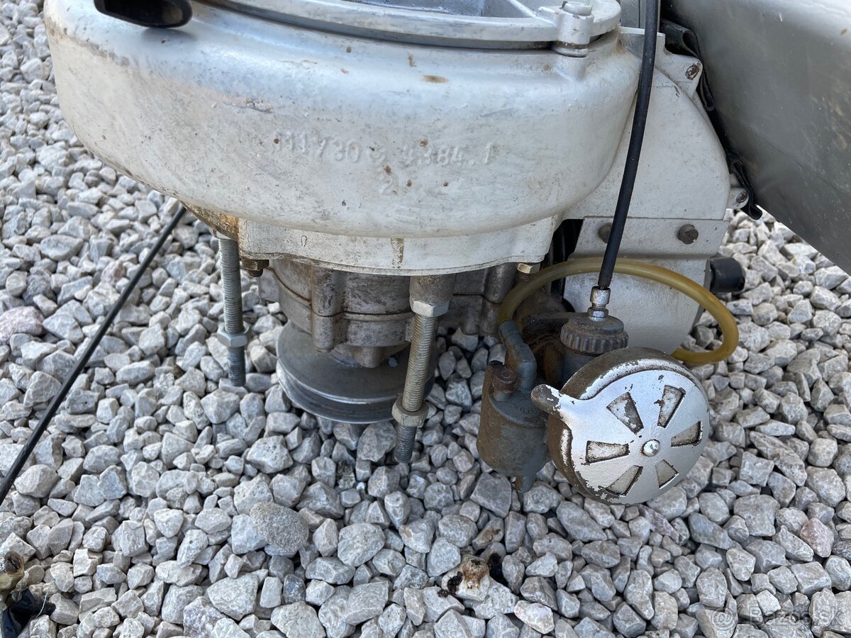 Predám funkčný 2t motor s temenicou - 7