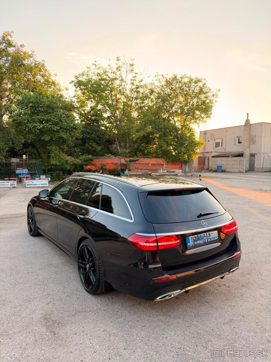 Mercedes Benz E220 CDi AMG - 7