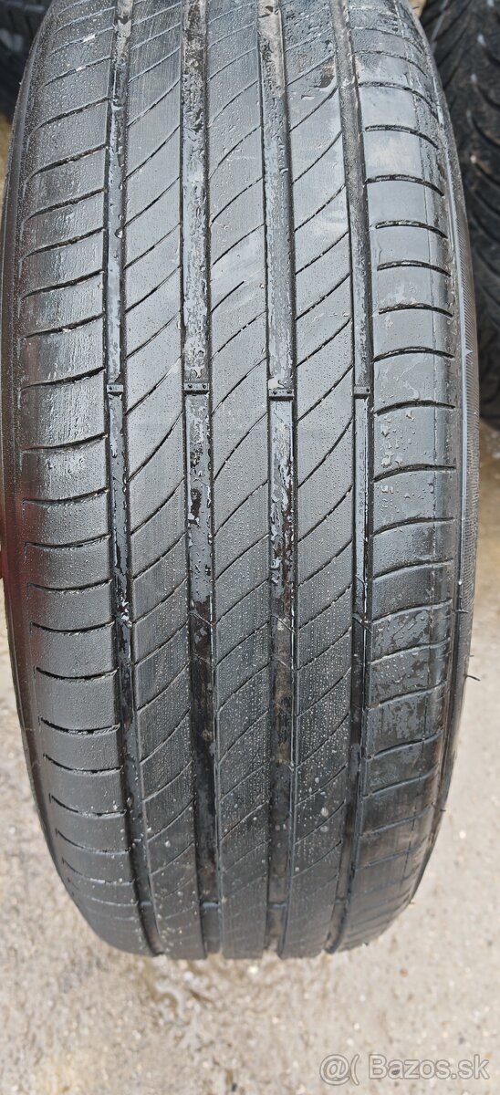 ALU Dezent 5x108 a letné Michelin Primacy 4 215/65 R17 - 7