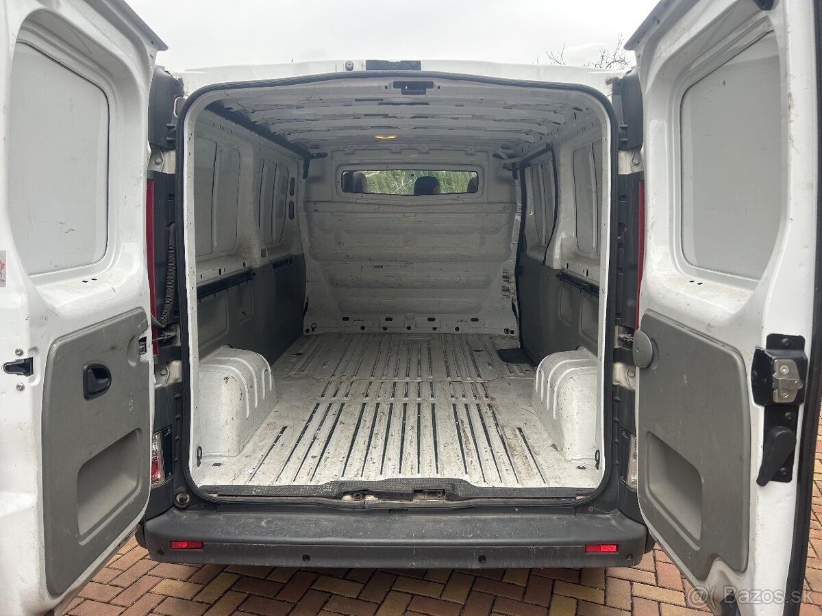 Renault Trafic 2.0dci - 7