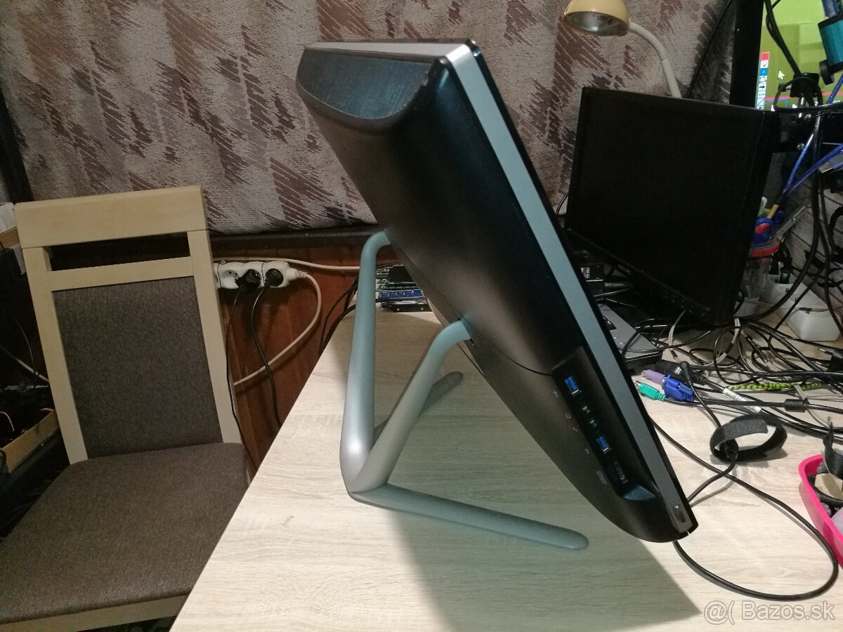 All in one Lenovo. i5-4 jadro. Dotyková obrazovka. 2 x disk. - 7