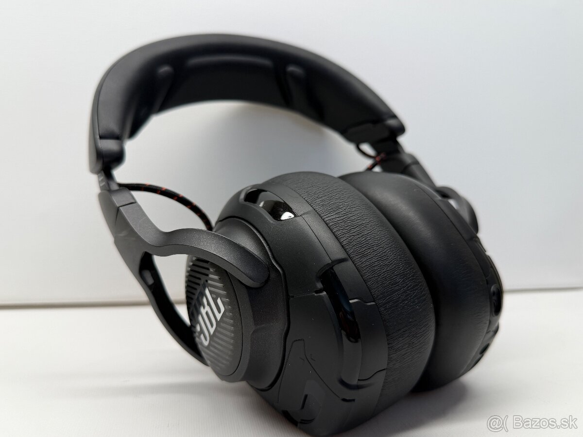 JBL Quantum One - 7