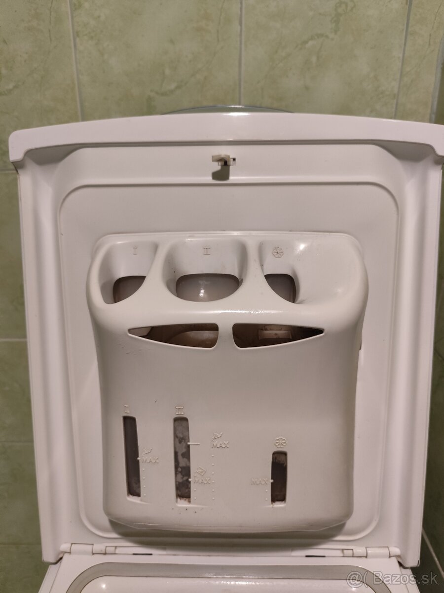 Predám práčku Whirlpool AWE 7516 - 7