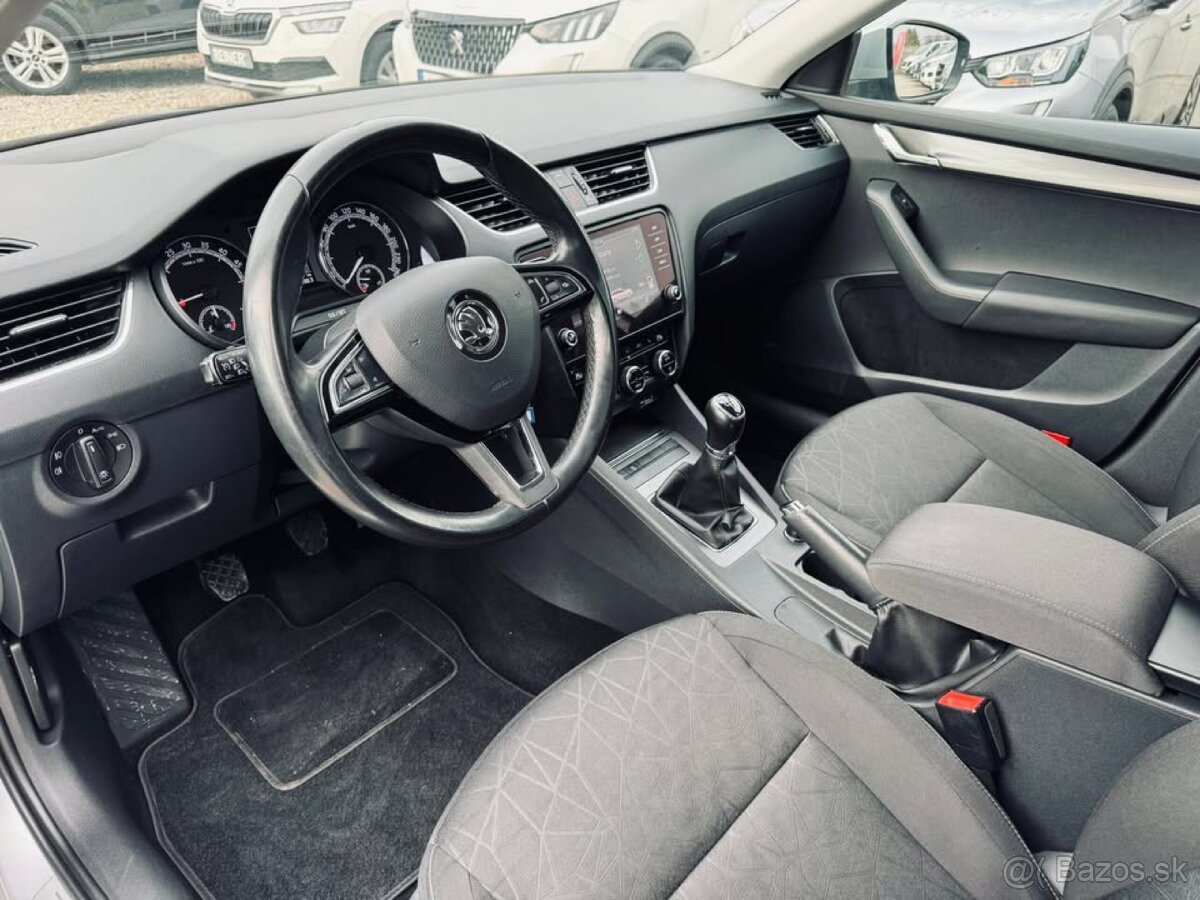 Škoda Octavia Combi 1.6 TDI 115k Ambition - 7