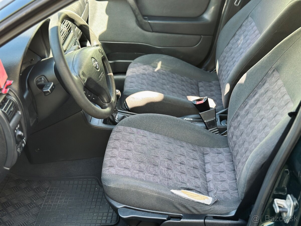 Predám OPEL ASTRA 2003, 66kW, 1.4 benzín - 7