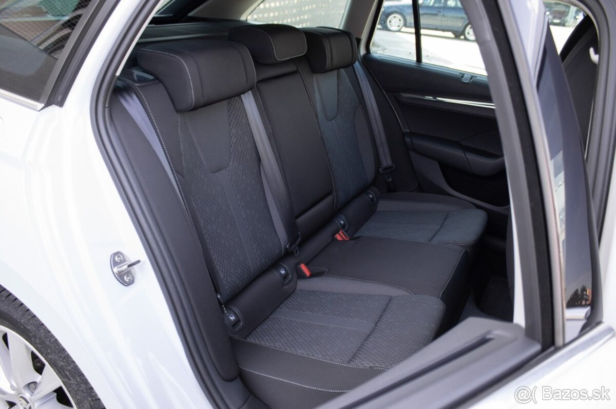 Škoda Octavia Combi 1.5 TSI Style+ - 7