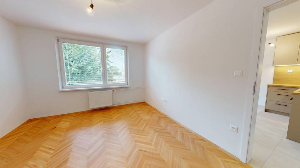 Prenájom - 2 izbový byt po kompletnej rekonštrukcii, Dubnica - 7