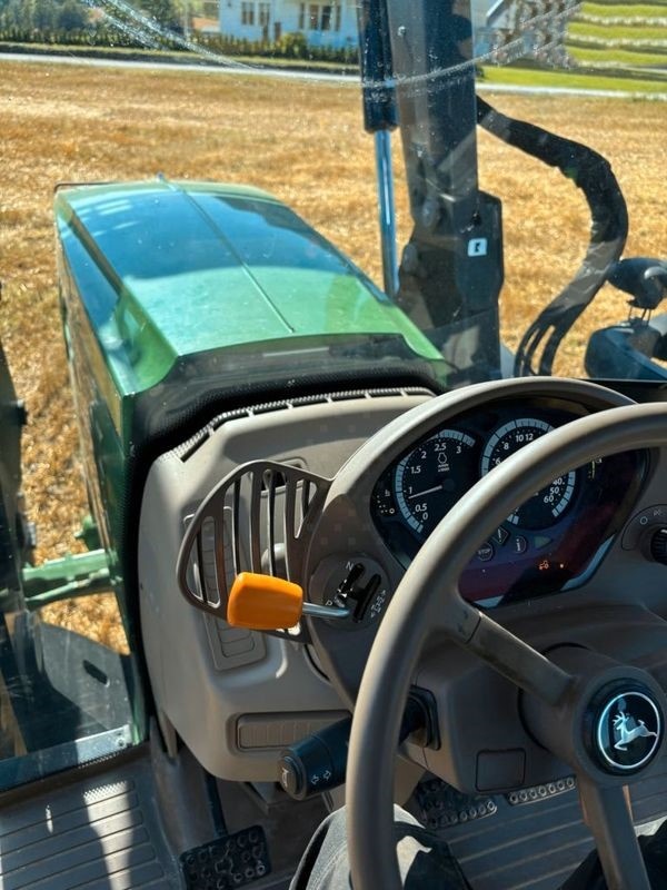John Deere 6145R - 7