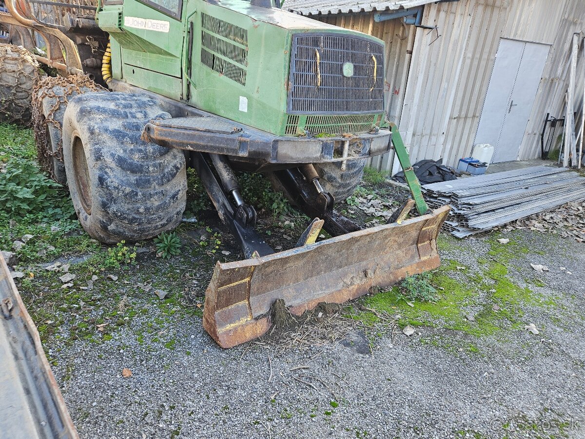 John Deere 1110 D - 7