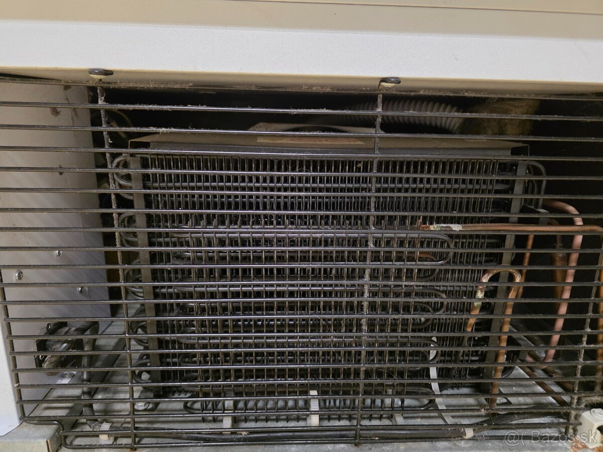 Zmrzlinová vitrína ISA Bermuda - 7