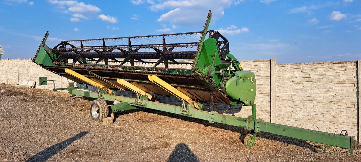 Predám kombajn John deere T670 - 7