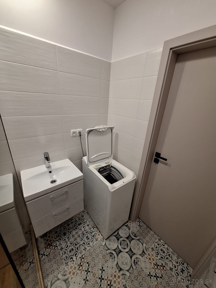 Prenájom 1 izbového bytu na sídlisku Západ 1 - Rezervovaný - 7