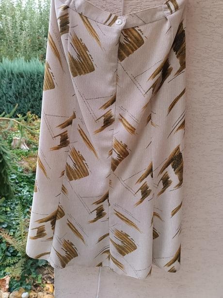 Sukňa podšitá 48 - 7