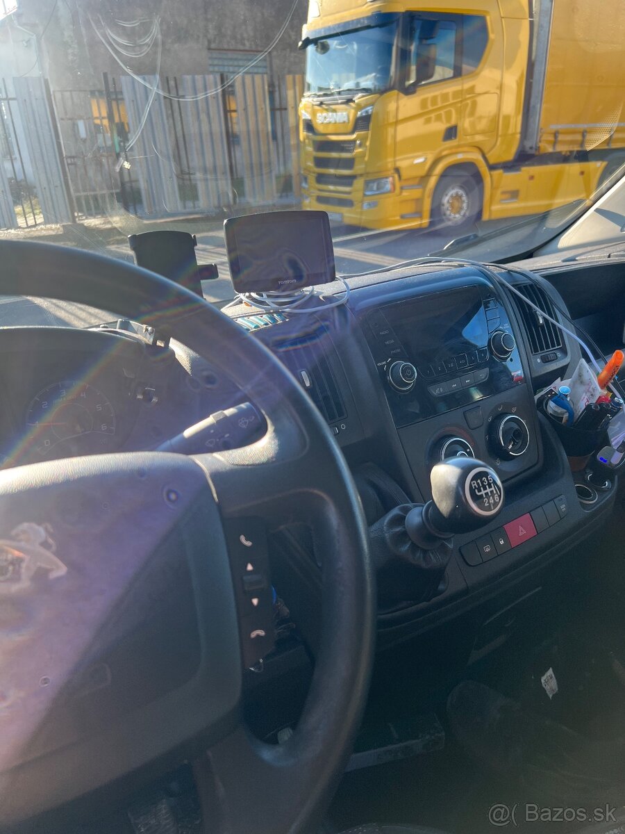 Peugeot Boxer 3,0 - 7