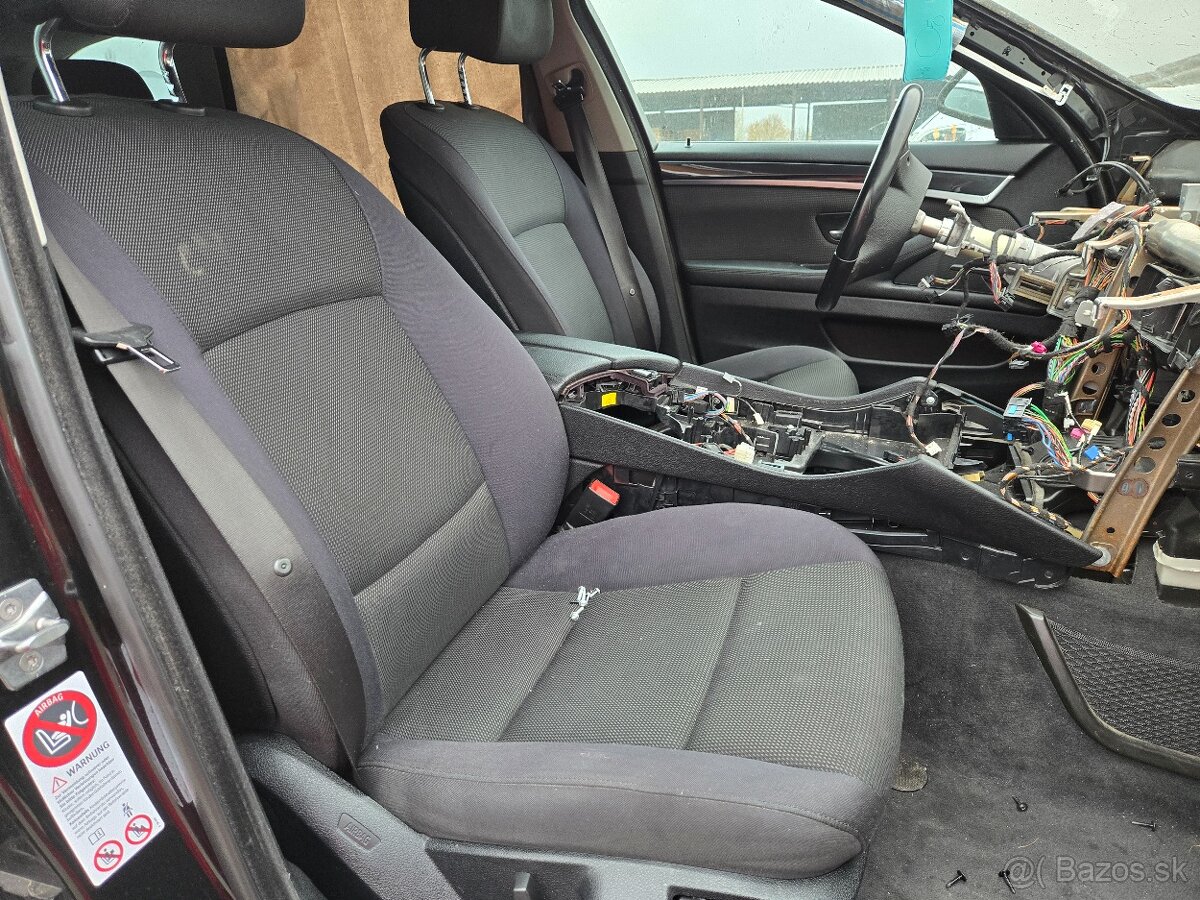 Rozpredám na diely _ bmw F11 520d - 7