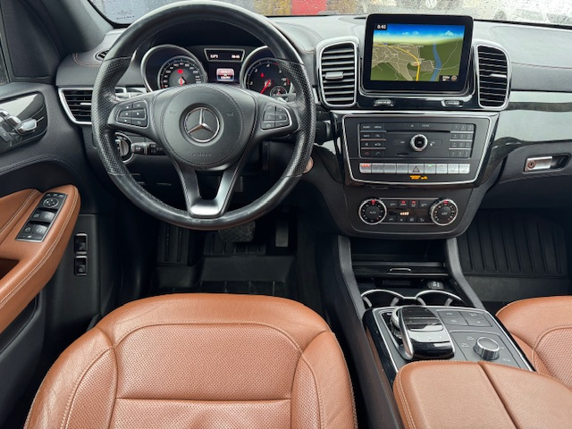 Mercedes-Benz GLS 350 d 4MATIC - 7