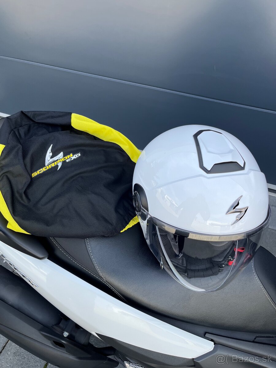 YAMAHA N MAX + PRILBA - 7