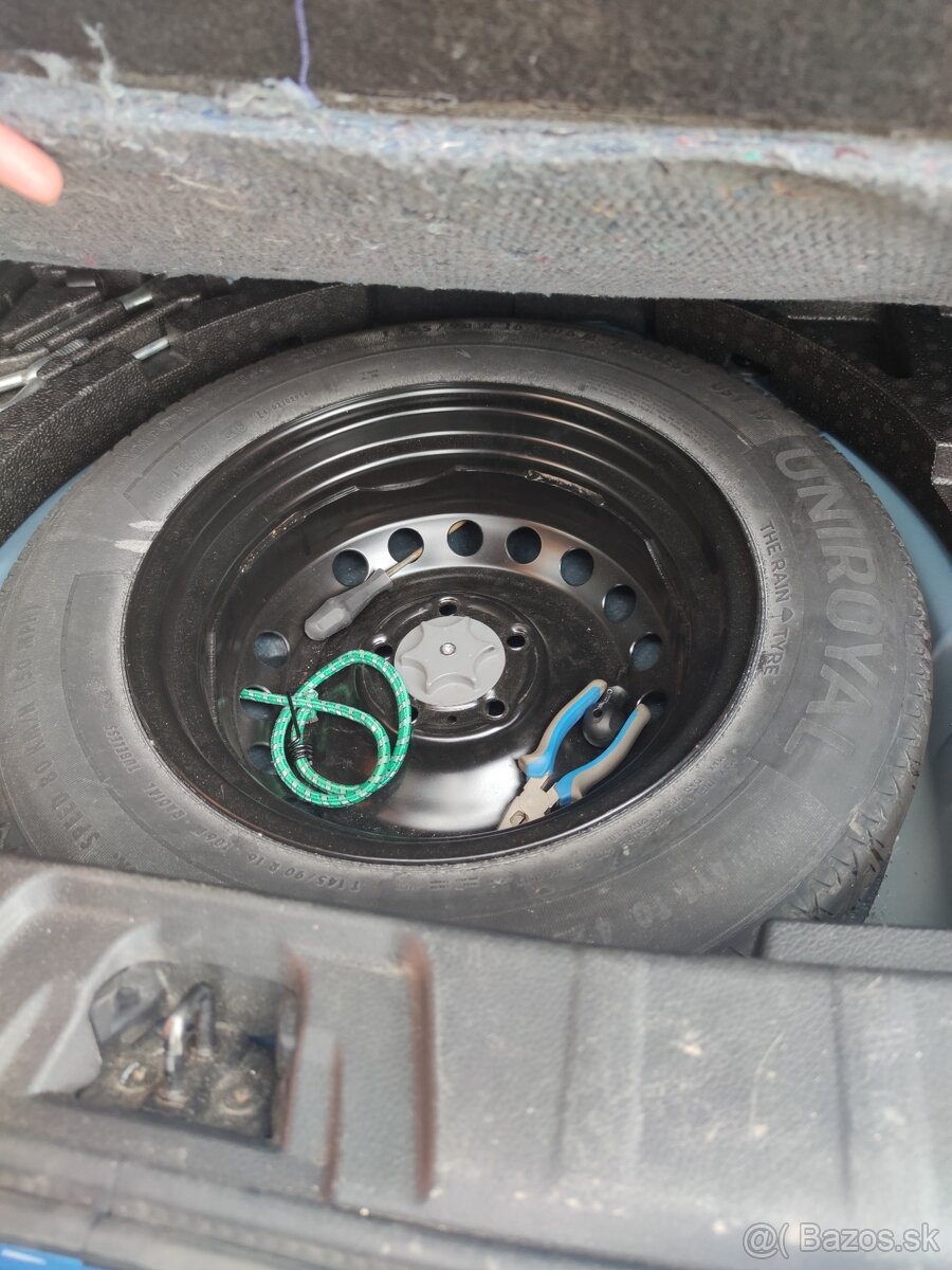 Nissan Qashqai 4x4 + ťažné, 360 kamera - 7