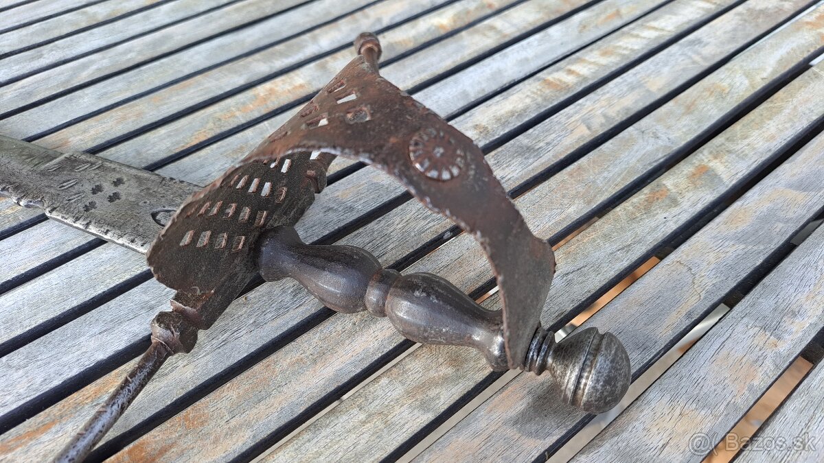 Krátky meč, tesák, šabla - 7