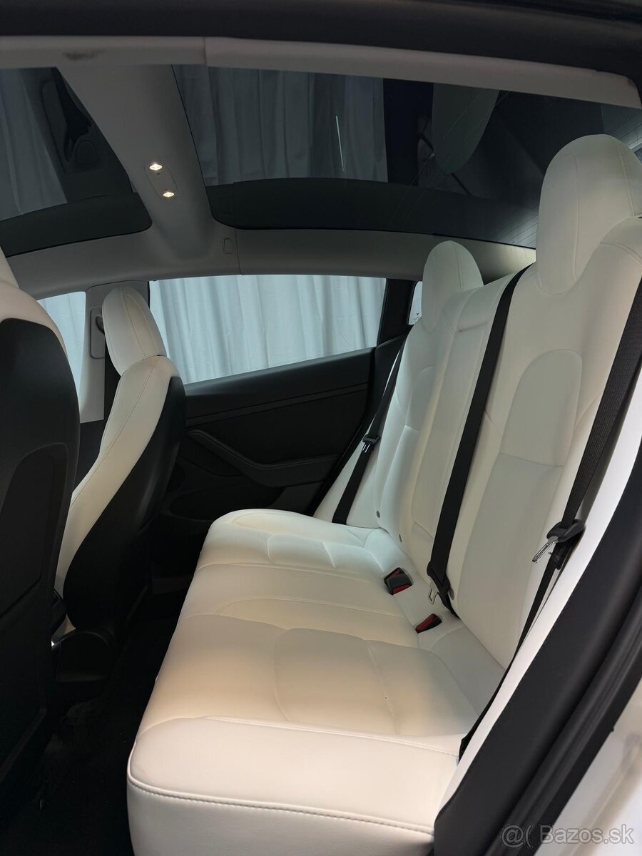 Tesla Model 3 Long Range 2021 – Lee - 7
