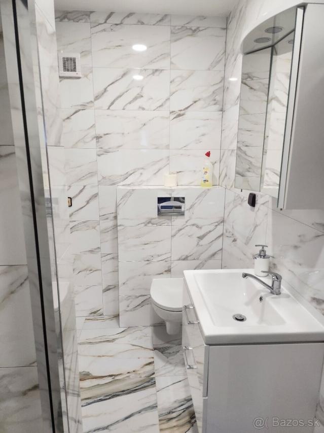 Prenájom podkrovného bytu v centre - 7